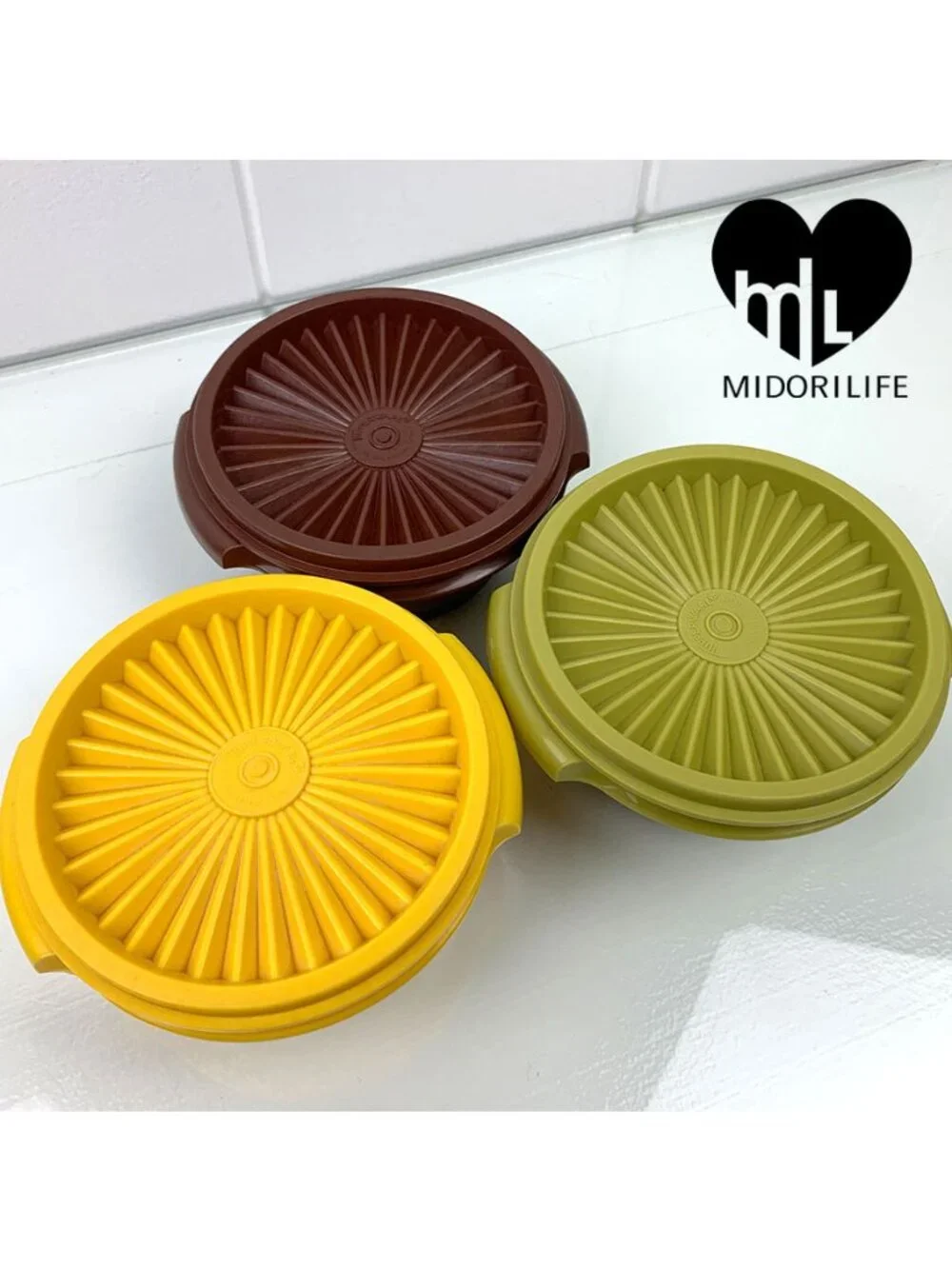 Tupperware pieces other each